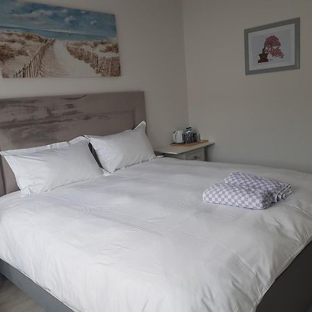 Barnoaks House - Private Room Ensuite Bathroom Homestay Dublin Extérieur photo