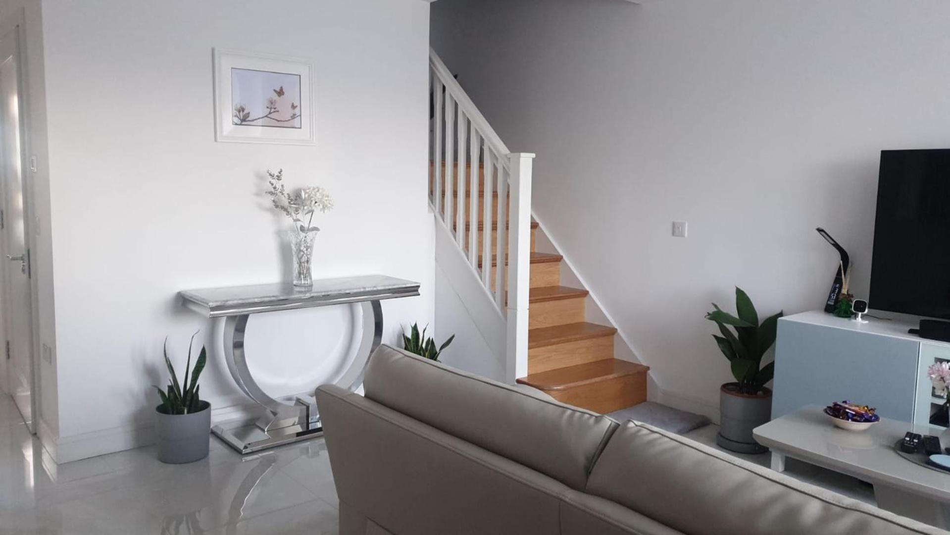 Barnoaks House - Private Room Ensuite Bathroom Homestay Dublin Extérieur photo