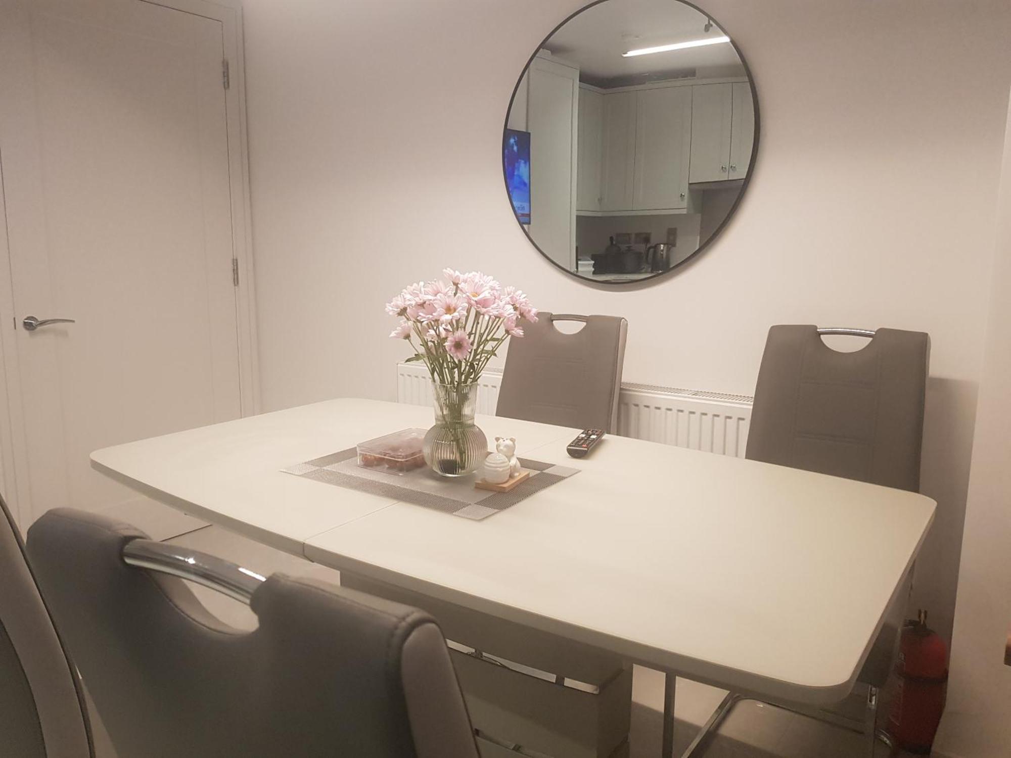 Barnoaks House - Private Room Ensuite Bathroom Homestay Dublin Extérieur photo
